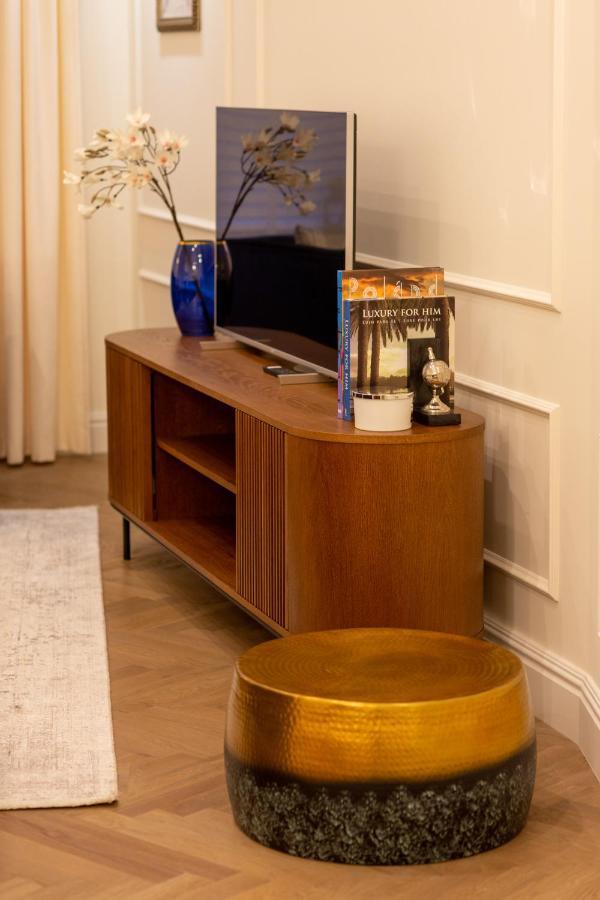 Appartement Royal Kopernika By Renters Prestige Warschau